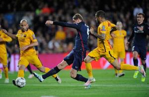 Fernando Torres rơi từ người hùng xuống thành tội đồ ra sao?