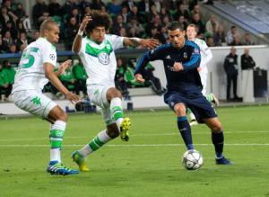 Real thảm bại trước Wolfsburg: Tự mãn là sự sát