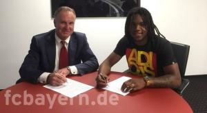 Tiết lộ hợp đồng của Renato Sanches: Khủng chẳng kém Martial