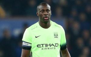 Rời Man City, Yaya Toure ở lại Anh đối đầu đội bóng cũ