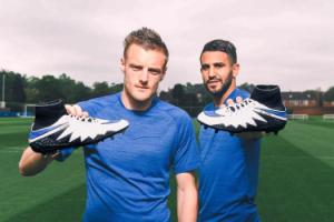 Chiêm ngưỡng “giày đôi” siêu cá tính của cặp Vardy-Mahrez