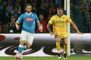 Lập hat-trick, Higuain phá kỷ lục ghi bàn tại Serie A