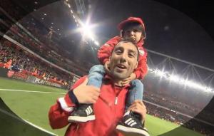 Con trai Cazorla sớm phát lộ tư chất ngôi sao bóng đá