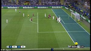 Tranh cãi: Sergio Ramos đã ghi bàn trong thế việt vị?