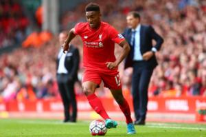 Sao trẻ Liverpool trở lại tập luyện sau chấn thương nghiêm trọng