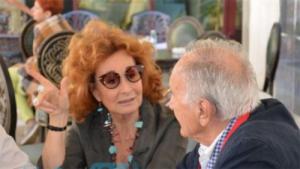 Leicester vô địch Premier League, mẹ HLV Ranieri bật khóc