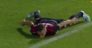 Những tình huống cực hài hước ở giải VĐQG Thái Lan