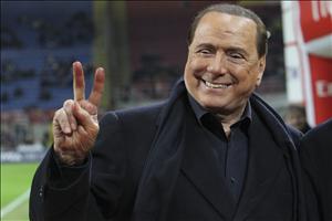 Berlusconi chấp thuận bán Milan cho chủ Trung Quốc