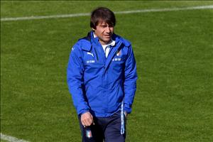 HLV Conte thừa nhận chọn đội hình Italia là vì CĐV