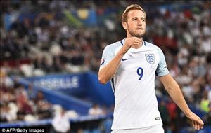 Chơi thất vọng Harry Kane bị trừng phạt