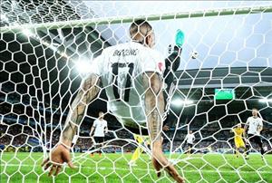 Thông điệp từ Boateng: Hãy ngã như một người hùng