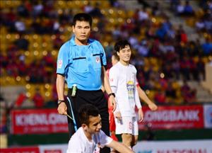HAGL đòi phạt đền ở trận thua Bình Dương