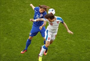 Tuột chiến thắng, Croatia còn mất luôn Modric trong trận gặp TBN