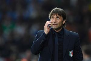 Conte không trách các học trò sau trận thua Ireland