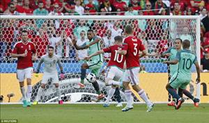 Ronaldo đánh đầu ấn định kết quả Hungary 3-3 BĐN
