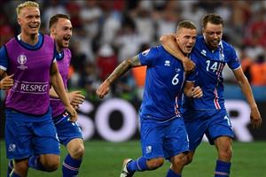 Người hùng Iceland xát thêm muối vào vết thương của ĐT Anh
