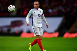 Hodgson: “Bất cứ vị trí nào trên sân Rooney cũng chơi tốt”