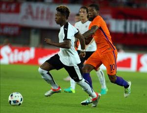 Áo 0-2 Hà Lan: Lốc Da cam cuốn phăng chủ nhà