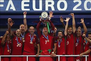 BĐN vô địch Euro 2016: Sứ mệnh “Hy Lạp mới” đã thành công!
