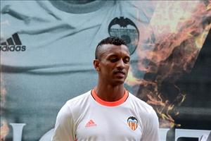 Nani gia nhập Valencia vì Ronaldo