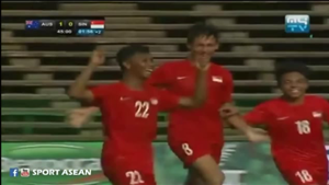 Siêu phẩm của Beckham ở M.U được tái hiện ở giải U16 Đông Nam Á