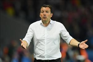 ĐT Bỉ gây thất vọng, HLV Wilmots sắp ra đường