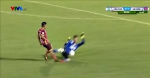 Pha bóng bạo lực mới nhất tại V-League 2016