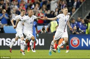 Sigthorsson rút ngắn cách biệt còn 1-4 (Trực tiếp Pháp vs Iceland)