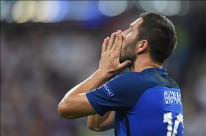 Không có chuyện Barca mua “chân gỗ” của ĐT Pháp