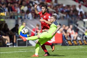 Góc Liverpool: Không mua sắm là “tự bắn vào chân”!