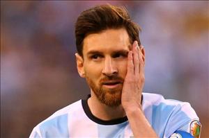 HLV Argentina đã nói gì để thuyết phục được Messi trở lại?