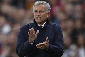 Mourinho: M.U đã chiến thắng theo kiểu Fergie Time