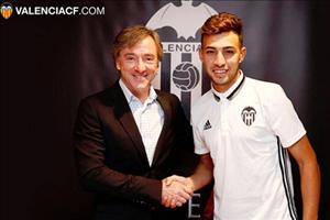 Valencia chính thức có Munir từ Barca với điều khoản mua đứt