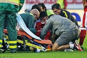 Arsenal tiếp tục mất trung vệ trụ cột trước ngày khai mạc NHA
