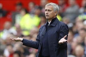 Dư âm derby Manchester: Khi Mourinho nghĩ quá nhiều