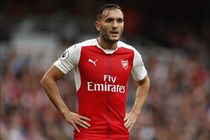 HLV Wenger lên tiếng bênh vực Lucas Perez