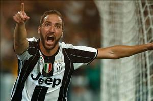 Gonzalo Higuain toả sáng trước Sassuolo: Còn ai dám chê anh béo?