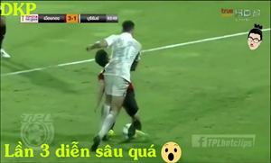 Cầu thủ siêu lầy ăn vạ đến 3 lần trong một trận đấu