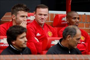 Ferdinand: “Phải ngồi dự bị sẽ hồi sinh Rooney”