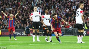 Dàn sao M.U phát điên vì bị Barca hành hạ khổ sở