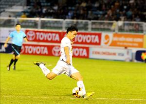 Cả Công Phượng và Văn Toàn đều không biết ghi bàn