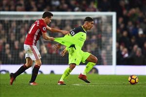 Klopp dè bỉu Herrera vì pha kéo áo tiểu xảo với Firmino