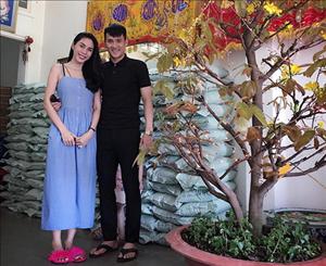 Cặp Công Vinh vs Thủy Tiên cạn tiền vì làm từ thiện