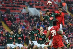Plymouth đổi đời nhờ cầm hòa Liverpool