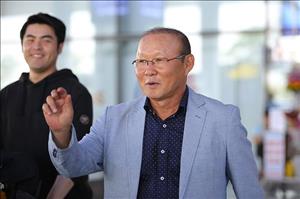 Các HLV nội nói gì về sự ra mắt của HLV Park Hang Seo ở ĐT Việt Nam?