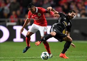 Vấn đề của M.U: Một khi sa sút, Mkhitaryan không có điểm dừng...