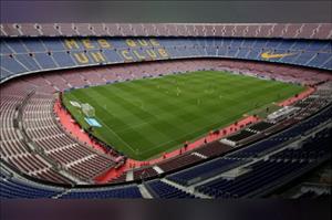Barca sẽ tiếp tục thi đấu mà không có khán giả ở trận gặp Atletico