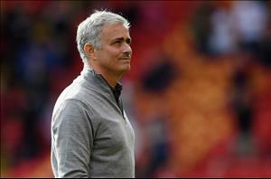 MU gặp bão chấn thương, Mourinho nói sao về chuyển nhượng mùa đông?
