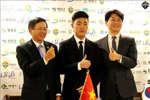 Sang Việt Nam đàm phán, Gangwon FC giữ chân Xuân Trường để làm gì?