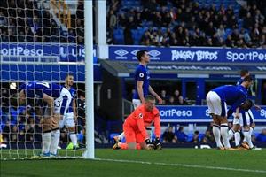 Everton 2-5 Arsenal: Mặt trái của đồng tiền
